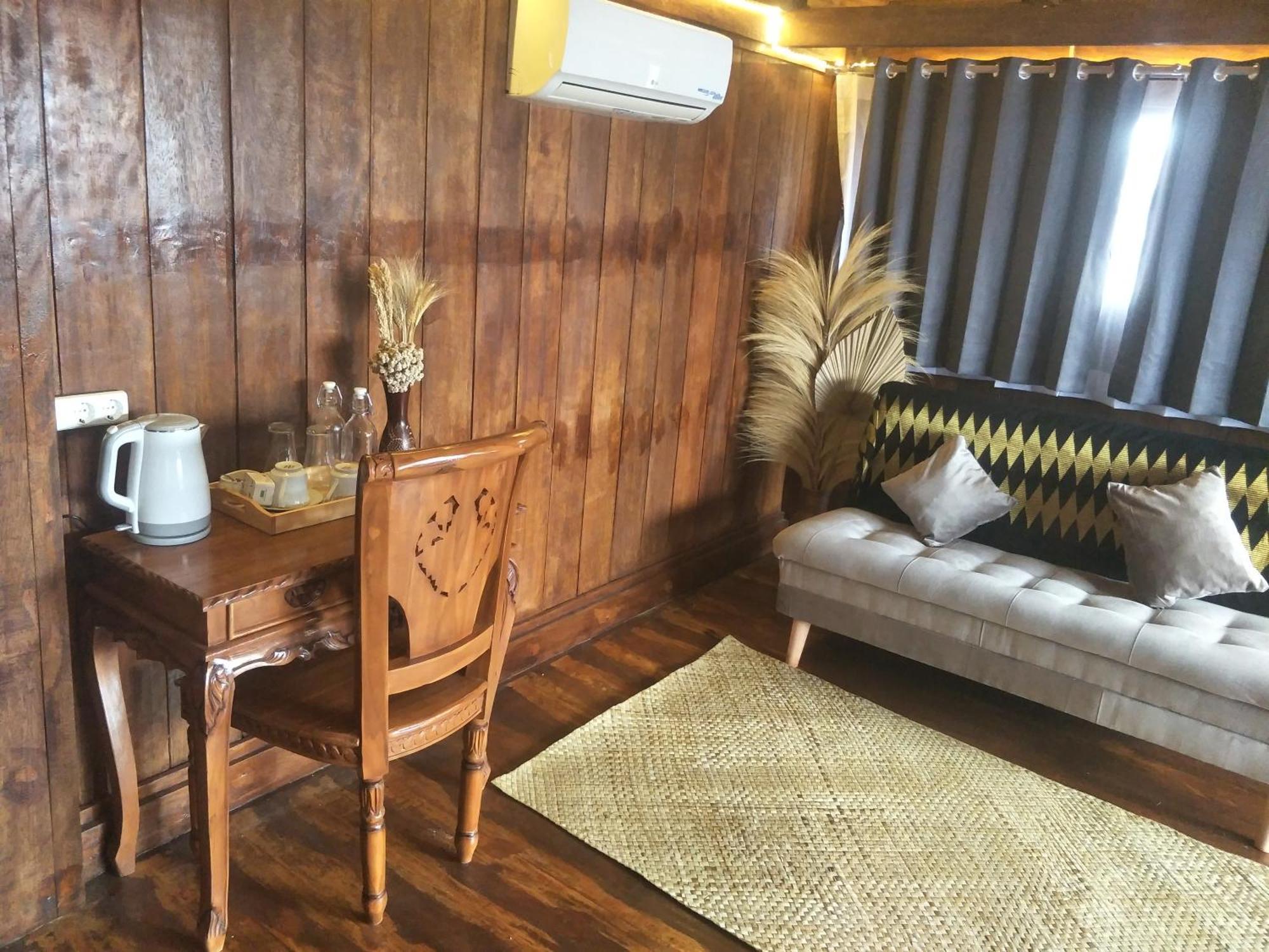Bujak Permai Villa Matahari Lombok Ntb 프라야 외부 사진